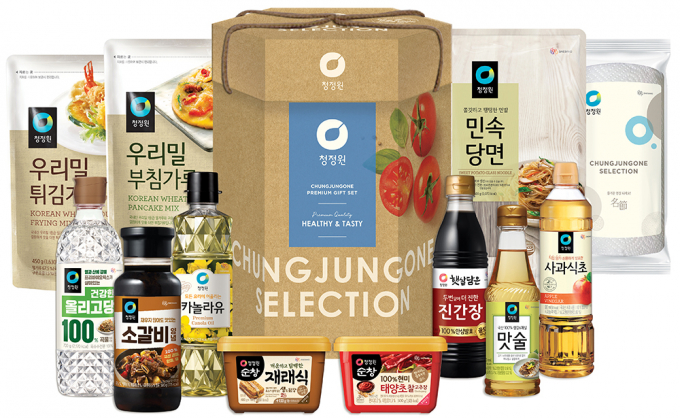 대상 청정원이 추석을 앞두고 건강 트렌드를 반영한 저당 제품부터 프리미엄, 리미티드 세트까지 폭넓은 라인업의 2025 추석 선물세트를 출시했다. /사진=대상