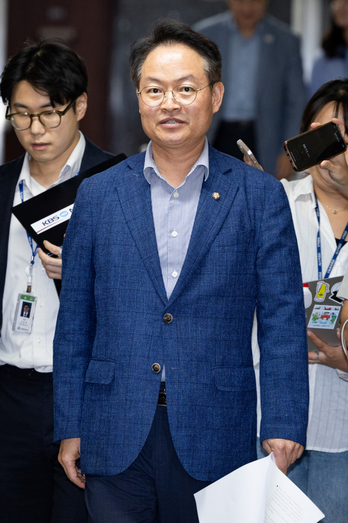 더불어민주당 원내정책수석부대표인 허영 의원/사진=뉴스1 /사진=(서울=뉴스1) 유승관 기자