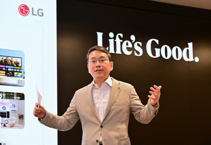 지난 3월25일 서울 여의도 LG트윈타워에서 열린 제23기 정기 주주총회에서 주주들에게 경영 성과와 중장기 사업 전략 방향을 설명하고 있는 조주완 LG전자 CEO./사진=뉴시스 /사진=김진아