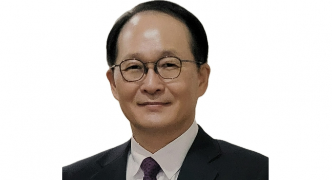 BS그룹이 강순배 전 KB국민은행 부행장을 그룹 재무총괄 신임 사장으로 영입했다. 사진은 강순배 사장. /사진제공=BS그룹