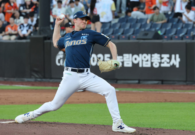NC다이노스가 5위가 걸린 최종전 선발 투수로 에이스 라일리 톰슨을 예고했다. 사진은 NC에서 활약 중인 톰슨. /사진=뉴스1