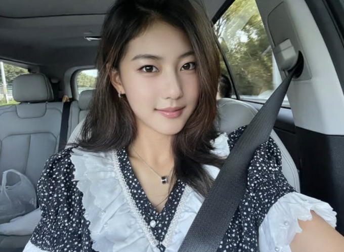 송지아가 성숙해진 비주얼로 시선을 끌었다./사진=박연수 인스타그램