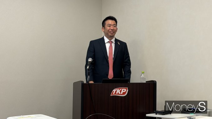 라쿠텐메디칼이 한국 진출 속도를 높인다. 사진은 지난 9일 일본 요코하마에서 진행된 기자 간담회에 참석한 미나미 마에다 라쿠텐메디칼 대표. /사진=김동욱 기자