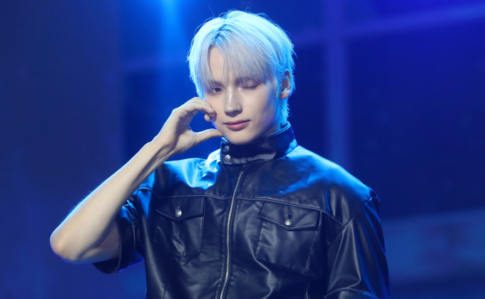 그룹 투모로우바이투게더(TXT) 휴닝카이가 온라인발 열애설을 해명했다. 사진은 지난 7월 서울 동대문구 경희대학교 평화의 전당에서 열린 네 번째 정규앨범 '별의 장: TOGETHER' 발매 기념 쇼케이스에 참석한 그룹 투모로우바이투게더 휴닝카이. /사진=뉴시스