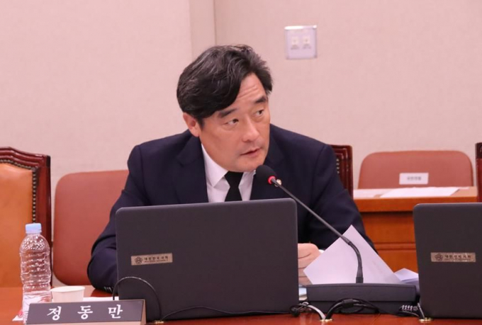 정동만 의원 13일 열린 산업통상자원부 국정감사에서 질의를 하고 있다./사진=정동만의원실