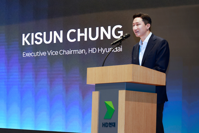 정기선 HD현대 수석부회장이 회장으로 승진하면서 HD현대그룹이 오너 3세 경영 체제에 돌입했다. /사진=HD현대