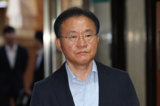 윤재옥 국민의힘 의원이 지난6월 9일 오전 서울 여의도 국회 원내대표실에서 4선 의원 이상 회의에 참석하고 있다./사진제공=뉴시스