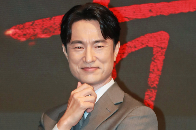 배우 김병철이 유부남으로 오해 받는다며 결혼에 대한 의지를 밝혔다. 사진은 지난해 8월14일 배우 김병철이 서울 구로구 더 세인트에서 진행된 KBS 2TV 수목드라마 '완벽한 가족' 제작발표회에 참석해 포즈를 취하고 있는 모습. /사진=머니투데이