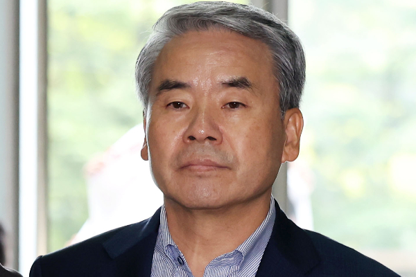 순직해병 특검팀이 이종섭 전 국방부 장관을 비롯한 핵심 피의자 5명의 구속영장을 청구했다. 사진은 이종섭 전 국방부 장관이 지난달 30일 오전 서울 서초구 순직해병 특검 사무실에 피의자 소환 조사를 받기 위해 출석하고 있는 모습. /사진=뉴시스