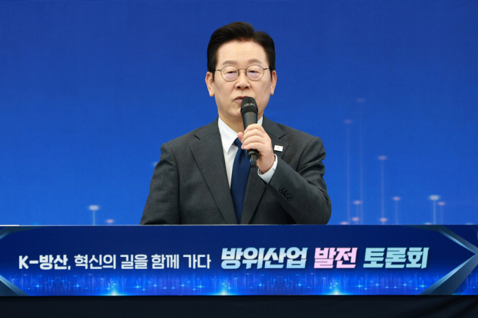 사진은 이재명 대통령이 20일 경기 고양시 일산서구 킨텍스에서 열린 방위산업 발전 토론회에서 발언하고 모습. 사진=뉴시스