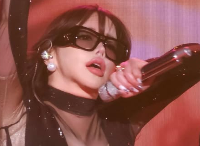 2NE1 박봄이 또 한번 YG를 저격했다. /사진=박봄 인스타그램