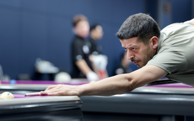 올시즌 개막투어 우승자인 무라트 나지 코를루가 PBA 64강에 올랐다. 사진은 하나카드에서 활약 중인 초클루. /사진=프로당구협회(PBA) 제공