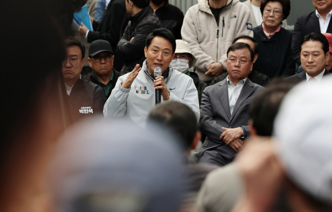 오세훈 서울시장이 24일 오전 서울 노원구 상계5 재정비촉진구역에서 열린 국민의힘 부동산 대책 현장 회의에서 발언하고 있다. /사진=뉴시스