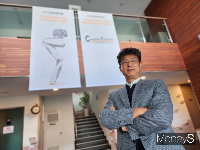 김명한 케이엔알시스템 대표가 로봇 철학에 대해 밝혔다. /사진=박찬규 기자 