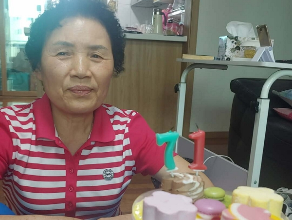뇌졸중으로 쓰러진 남편의 곁을 18년간 지킨 76세 제맹순씨가 뇌사 장기기증으로 4명을 살리고 삶을 마감했다. 사진은 제맹순씨. /사진 제공=한국장기조직기증원