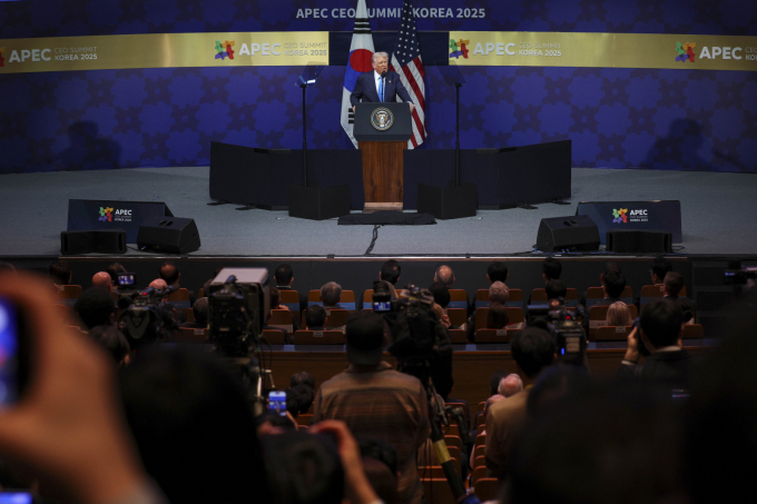 도널드 트럼프 미국 대통령이 29일 경북 경주시 경주예술의전당에서 열린 '2025 APEC CEO 서밋'에서 정상 특별 연설을 하고 있다. /사진=뉴스1(공동취재)