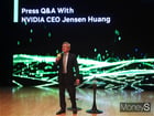 31일 경북 경주 예술의전당 원화홀 기자간담회에 참석한 젠슨 황 엔비디아 CEO. /사진=지선우 기자