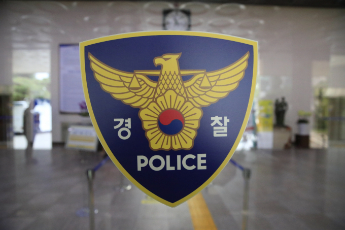 경찰이 시비가 붙은 상대방에게 흉기로 위협을 가한 20대를 조사 중이다. /사진=뉴시스