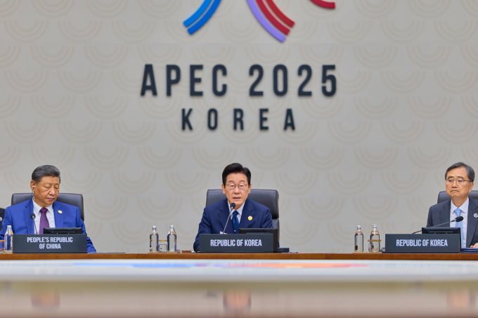 국민의힘이 APEC 정상회의를 통해 채택된 '경주선언'에 대해 긍정적 입장을 내놨다. 사진은 이재명 대통령이 1일 경북 경주 경주화백컨벤션센터(HICO)에서 열린 2025 APEC 정상회의 제2세션에서 발언하던 모습. /사진=대통령실(뉴시스)
