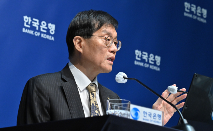 이창용 한국은행 총재가 23일 서울 중구 한국은행에서 열린 금융통화위원회 금리 결정에 대한 기자간담회에서 발언하고 있다./사진=뉴시스