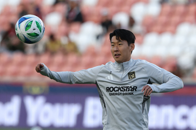 LA FC를 서부 컨퍼런스 3위로 이끈 손흥민의 미국 메이저리그사커 신인상 수상이 무산됐다. 사진은 LA에서 활약 중인 손흥민. /사진=로이터