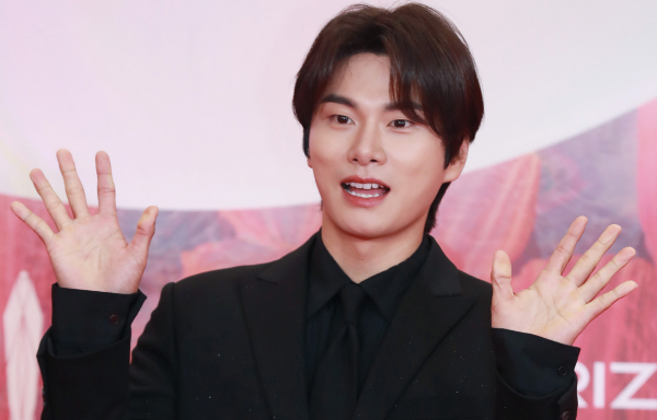 배우 이이경이 3년 동안 함께한 MBC '놀면 뭐하니?' 하차를 발표한 가운데 예고편과 출연진 명단에서 삭제됐다. 사진은 배우 이이경 모습. /사진=스타뉴스