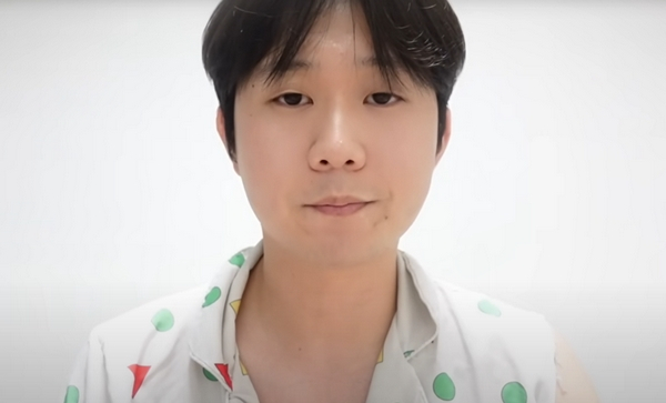 일본 누리꾼을 대상으로 '한국에서 훼손된 시신이 다수 발견됐다'며 허위 사실을 퍼뜨린 한국인 유튜버가 경찰 조사를 받게 됐다. 사진은 유튜버 '대보짱' 모습. /사진=유튜브 채널 '한국인 선생 대보짱' 캡처