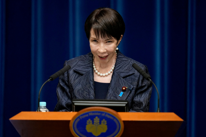 다카이치 사나에 일본 총리가 '다케시마(일본이 자의적으로 부르는 독도 명칭)의 날' 행사에 장관급 인사 참석에 대해 확답을 피했다. 사진은 다카이치 총리가 지난달 21일 일본 도쿄 총리실에서 기자회견 한 모습. /사진=로이터