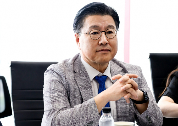  대륜은 초기 법률 상담부터 사건 종결에 이르기까지 전 과정에 인공지능과 모바일 플랫폼 등 기술 기반 시스템을 운영 중이다. 사진은 법무법인 대륜 김국일 경영대표. /사진=법무법인 대륜