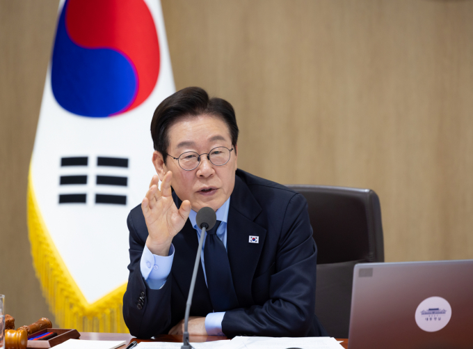 이재명 대통령이 지난 11일 자신의 페이스북에 "2026년을 잠재성장률 반등의 원년으로 만들겠다"고 글을 게재했다. 사진은 지난 11일 이재명 대통령이 서울 용산구 대통령실 청사에서 열린 국무회의에서 발언하고 있는 모습. /사진=뉴스1(대통령실 제공)
