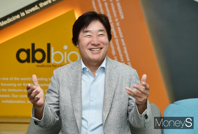 에이비엘바이오가 일라이 릴리와 220억원(1500만달러) 규모 지분 투자 계약을 맺었다. 사진은 지난해 8월 머니S와 인터뷰를 진행한  이상훈 에이비엘바이오 대표. /사진=임한별 기자