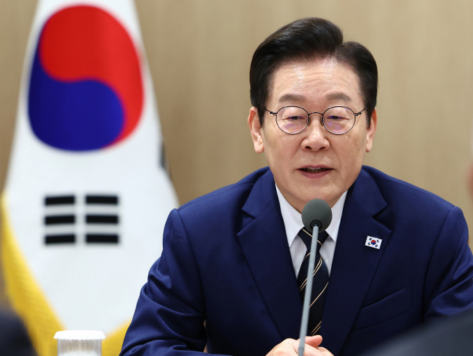 이재명 대통령이 관봉권·쿠팡 의혹을 수사할 특별검사로 안권섭 법무법인 대륜 대표변호사를 임명했다. 사진은 지난 16일 이재명 대통령이 서울 용산구 대통령실 청사에서 열린 한미 관세협상 후속 민관 합동회의에서 발언하고 있는 모습. /사진=뉴시스(대통령실통신사진기자단)