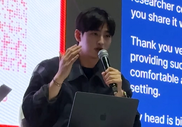 가수 겸 배우 차은우 친동생이 형과 똑 닮은 미모로 시선을 끌었다. 사진은 AI 강연 중인 이동휘씨 모습. /사진=유튜브 채널 '세바시 강연' 캡처