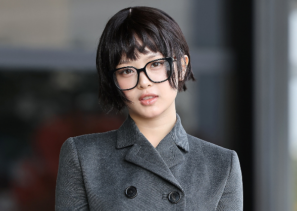 그룹 뉴진스 멤버 하니가 남극에 체류 중인 관계로 어도어 관계자와의 면담에 불참한 것으로 알려졌다. 사진은 지난해 9월 뉴진스 하니 모습. /사진=뉴스1