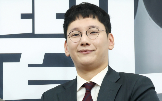 박민영 국민의힘 미디어대변인의 장애인 비하 발언에 대한 진정이 지난 17일 국가인권위원회에 접수됐다. 사진은 지난 9월16일 박 대변인이 서울 여의도 국회에서 열린 신임 대변인단 임명장 수여식에 참석한 모습. /사진=뉴시스