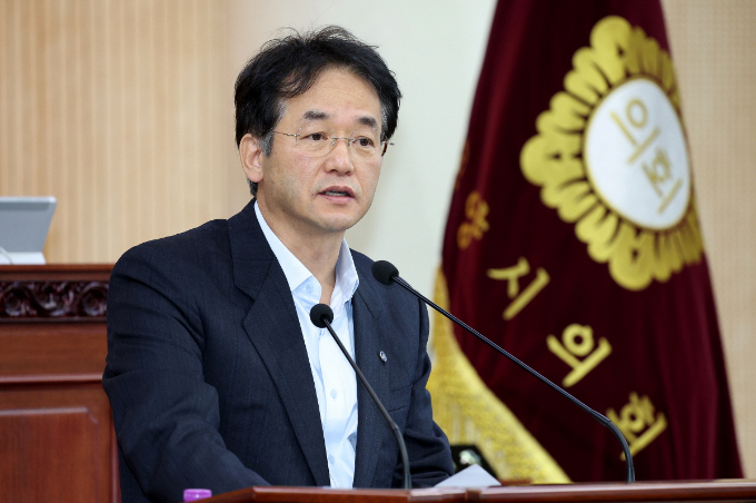 이동환 고양특례시장 지난 20일 시의회 제299회 제2차 정례회에서 시정연설을 하고 있다. /사진제공=고양특례시 