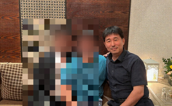 고위공직자범죄수사처가 지귀연 부장판사에 대해 압수수색에 나섰다. 사진은 더불어민주당이 지난 5월19일 공개한 지귀연 부장판사의 룸살롱 접대 의혹과 관련한 사진. /사진=뉴스1(더불어민주당 선대위 내란종식 헌정수호 추진본부 제공)