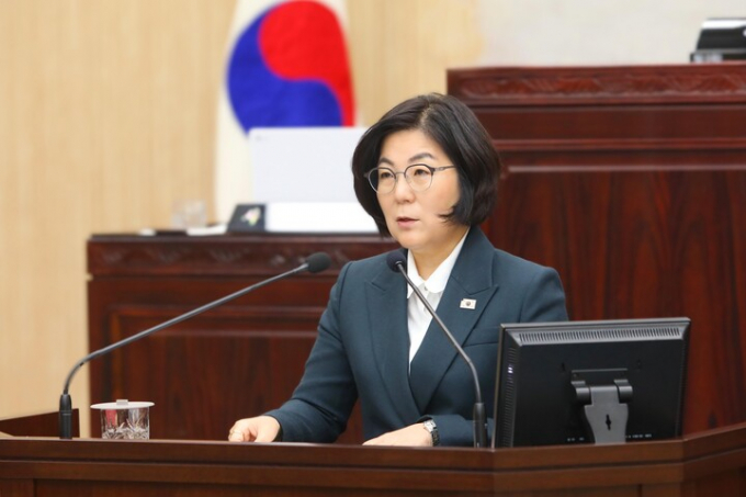 김보라 안성시장이 24일 제235회 안성시의회 제2차 정례회에서 2026년도 시정연설을 하고 있다. /사진제공=안성시