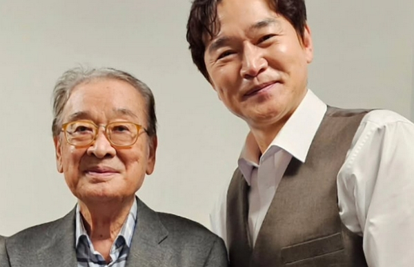 배우 정보석이 이순재를 추모했다. 사진은 고 이순재와 정보석 모습. /사진=정보석 인스타그램 캡처