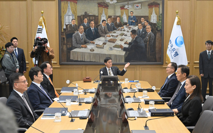 지난 10월23일 오전 서울 중구 한국은행에서 열린 금융통화위원회 본회의. /사진=뉴스1(공동취재사진)