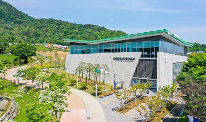 박정희대통령역사자료관 전경/사진제공=구미시