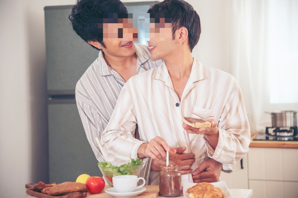 남편이 동성과 불륜을 저질렀다는 사실을 알게 된 여성이 고민을 털어놨다. 사진은 기사의 이해를 돕기 위함. /사진=클립아트코리아