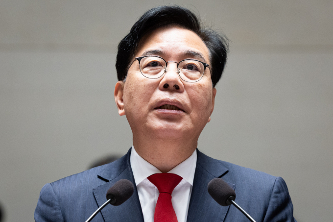 송언석 국민의힘 원내대표가 1일 자신의 페이스북에 쿠팡의 개인정보 유출 사태에 대해 "정부는 국민 정보 보호와 2차 피해 차단에 국가 역량을 총동원하라"고 밝혔다. 사진은 지난달 27일 송 원내대표가 서울 여의도 국회에서 열린 국민의힘 의원총회에서 발언하는 모습. /사진=뉴스1