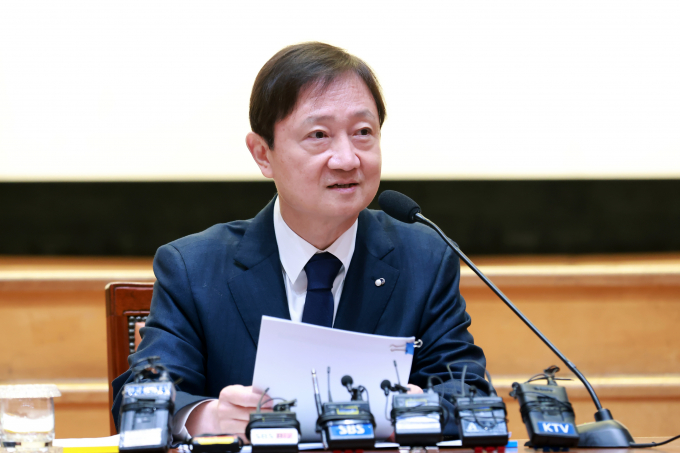 이찬진 금융감독원장이 홍콩 ELS 판매 은행에 자본규제를 완화하는 방안을 검토하고 있다고 1일 밝혔다./사진=금융감독원