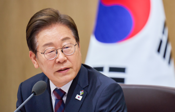  윤석열 전 대통령이 지난해 12월3일 비상계엄을 선포했다. 사진은 지난 6월10일 이재명 대통령이 서울 용산구 대통령실 청사에서 열린 국무회의에서 모두발언하는 모습. /사진=뉴스1(대통령실 제공)