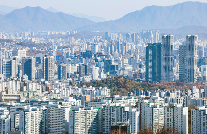 김이탁 신임 1차관은 공급정책 발표와 LH 개혁안 조율, 10·15 부동산 대책 보완이라는 막중한 과제를 떠안았다. 사진은 서울 시내 전경. /사진=뉴스1