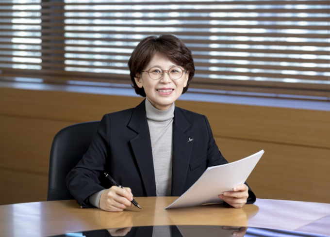 함은경 총괄사장이 JW중외제약 신임 대표로 선임됐다. /사진=JW중외제약