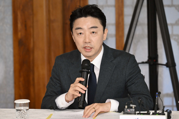 강훈식 대통령실 비서실장이 1일 쿠팡 개인정보 유출 사태와 관련해 "근본적 제도 보완이 필요하다. 징벌적 손해배상제 강화 등을 검토하라"고 주문했다. 사진은 지난달 9일 강 비서실장이 서울 종로구 국무총리공관에서 열린 고위당정협의회에서 발언하는 모습. /사진=뉴스1(공동취재)