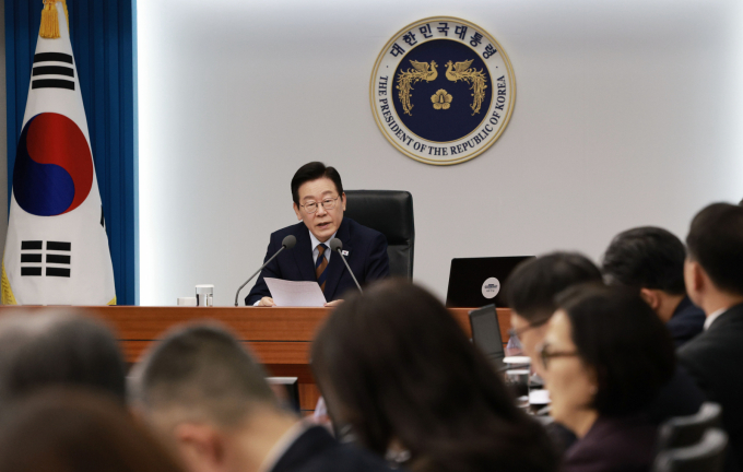 이재명 대통령이 2일 서울 용산구 대통령실 청사에서 국무회의를 주재한다. 사진은 지난달 27일 이 대통령이 서울 용산구 대통령실 청사에서 열린 수석보좌관회의에서 발언하는 모습. /사진=뉴시스
