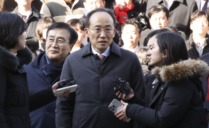 추경호 국민의힘 의원이 영장실질심사에 출석해 "정치적 편향성 없이 법원의 공정한 판단을 기대한다"고 밝혔다. 사진은 2일 추 의원이 서울 서초구 서울중앙지법에서 열린 영장심사에 출석하는 모습. /사진=뉴스1(공동취재)